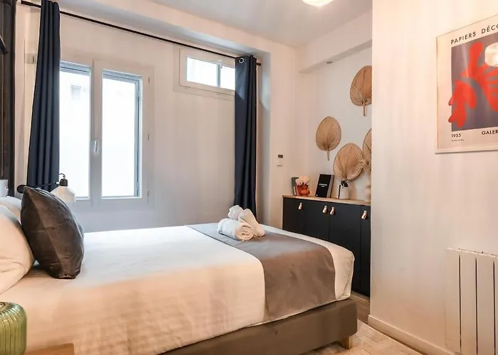 Apartamento Parisconciergerie - Duplex For 12 With Cinema, 4br Paris
