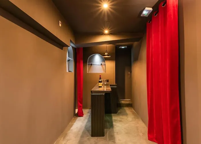 Apartamento Parisconciergerie - Duplex For 12 With Cinema, 4br Paris