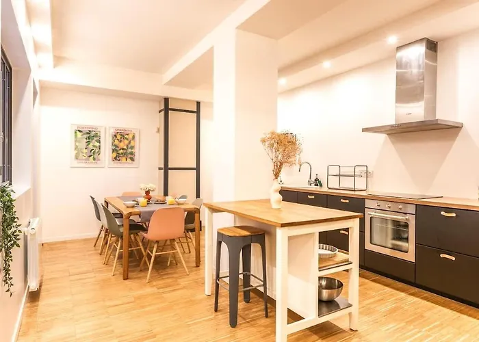 Parisconciergerie - Duplex For 12 With Cinema, 4br Apartamento *
